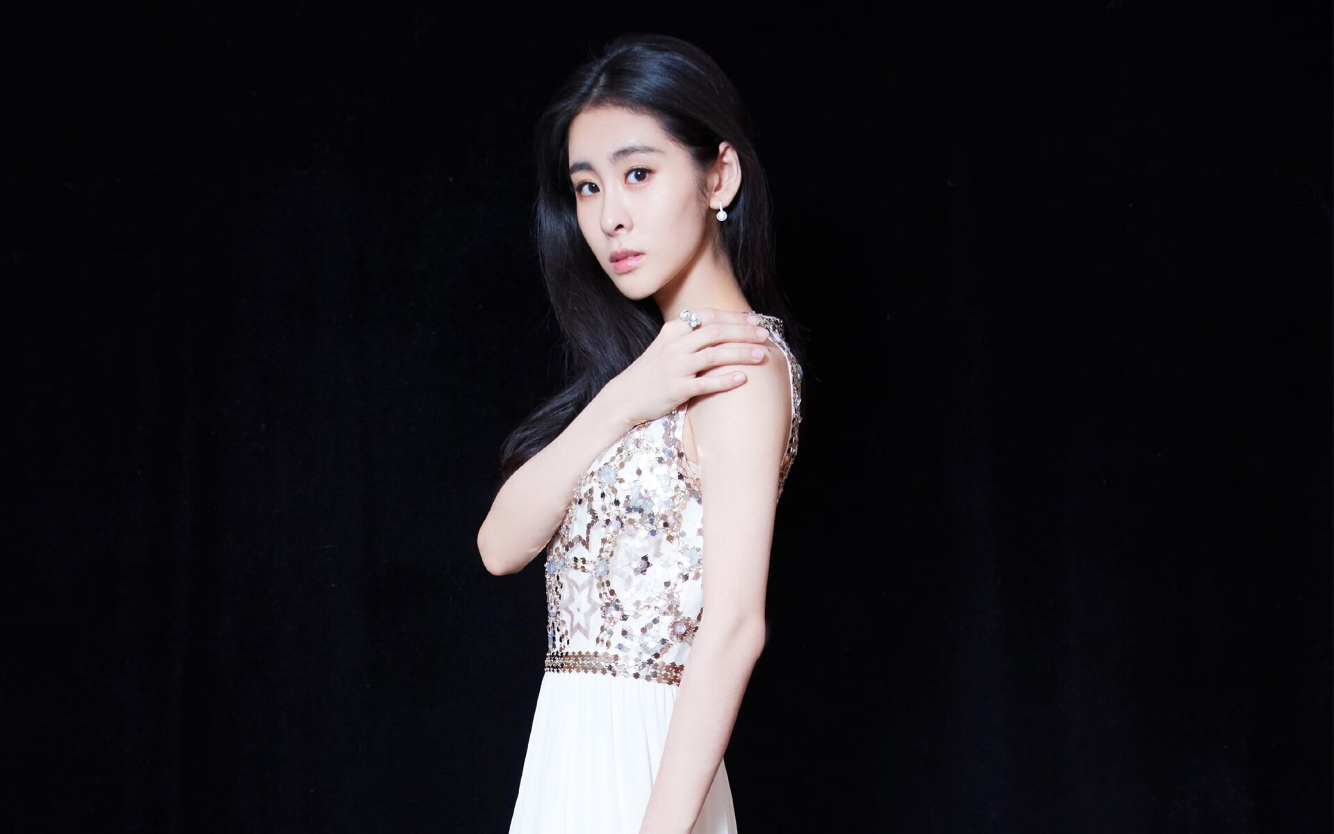 洛杉矶FC与阿尔希拉尔进行友谊赛，促进交流